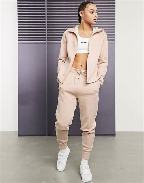 nike trainingsanzug damen beige|nike joggingsanzüge damen.